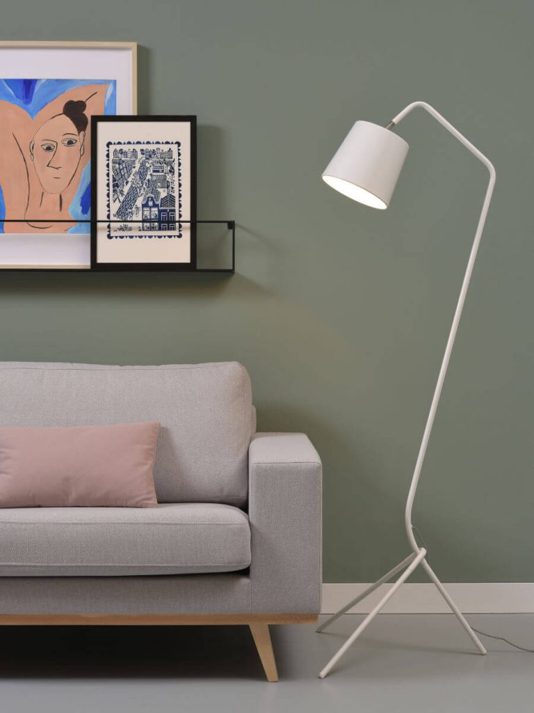 Dreibein Lampe BARCELONA - Dreifuß Stehlampe Dreibein Lampe BARCELONA - Dreifuß Stehlampe