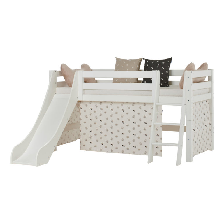 halbhohes Bett mit Rutsche